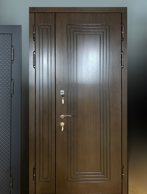 Полуторная дверь с влагостойким МДФ